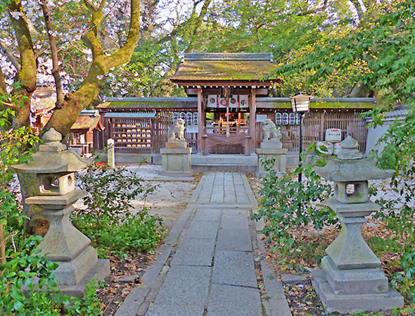 京都御苑宗像神社2